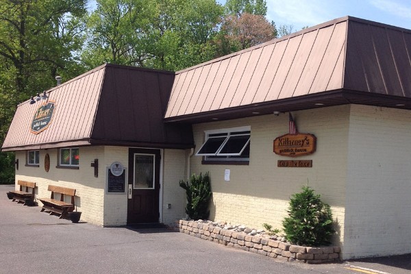 killarneys-publick-house-hamilton-nj-exterior-1