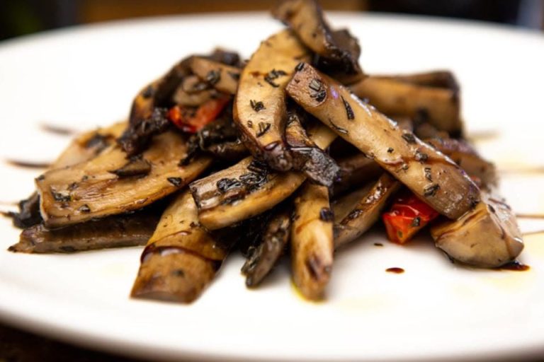 auroras fairfield ct food 6 768x512