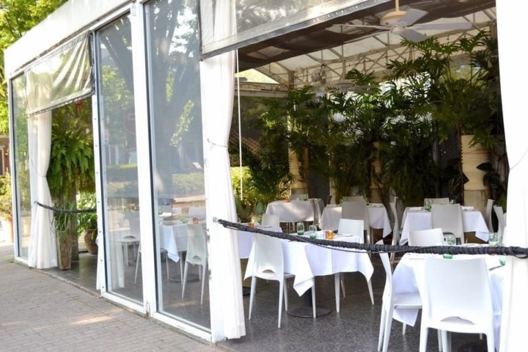 the frog and the peach new brunsiwck outside 2 1 768x512