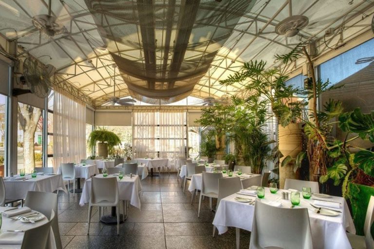 the frog and the peach new brunswick interior 5 1 768x512