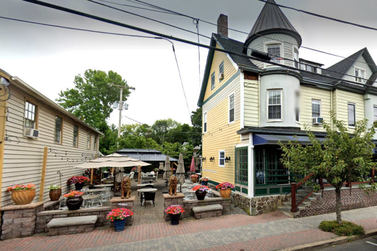 dora restaurant clinton nj exterior 2 768x512