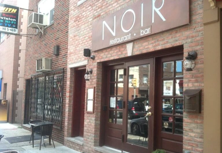 noir restaurant and bar philadelphia pa exterior 1 768x531