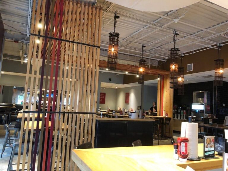 grub burger bar tallahassee fl interior 4 1 768x576