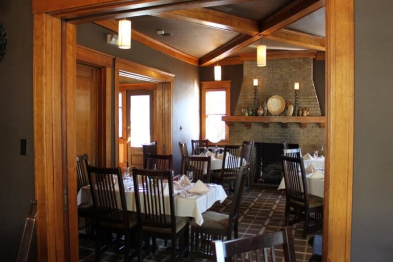 the fig tree restaurant charlotte nc interior 5 768x512