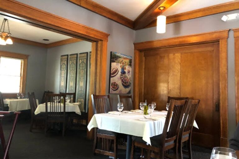 the fig tree restaurant charlotte nc interior 6 768x512