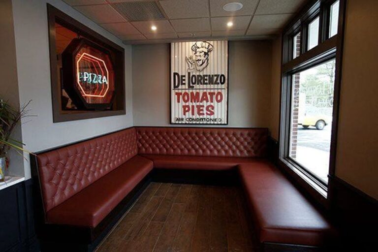 delorenzos tomato pies robbinsville nj interior 6 1 768x512