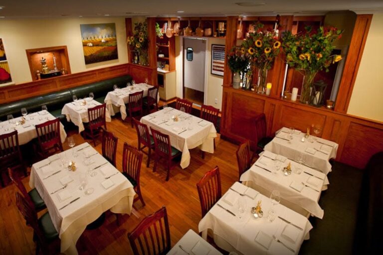 tarry tavern tarrytown ny interior 3 768x512