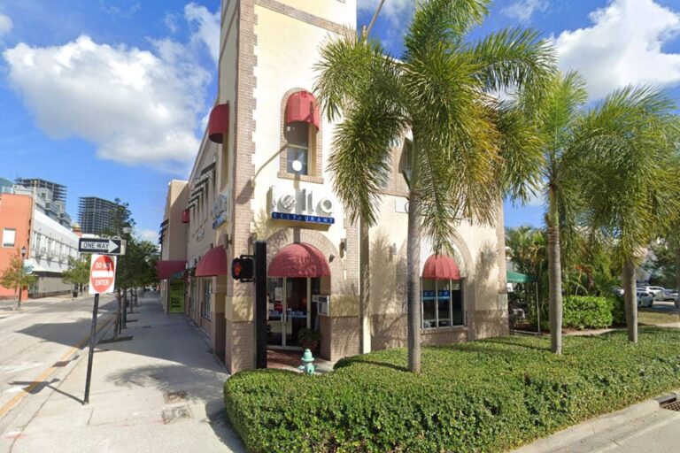 leila restaurant west palm beach fl exterior 1 768x512