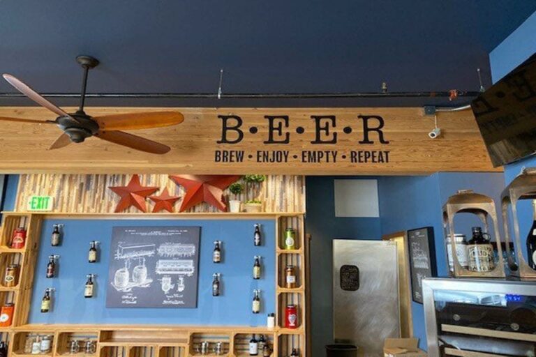 bar harbor ale house ketchikan al interior 5 768x512