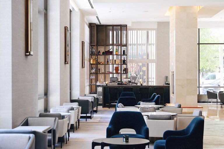 edge restaurant and bar denver co interior 4 768x512