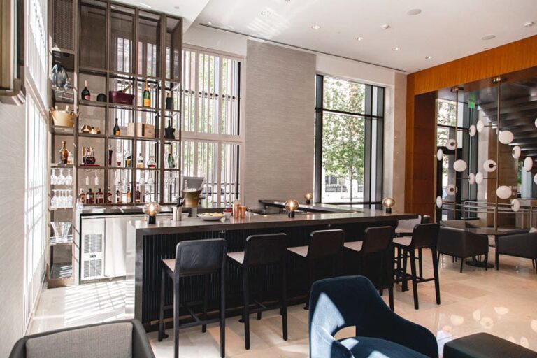 edge restaurant and bar denver co interior 5 768x512