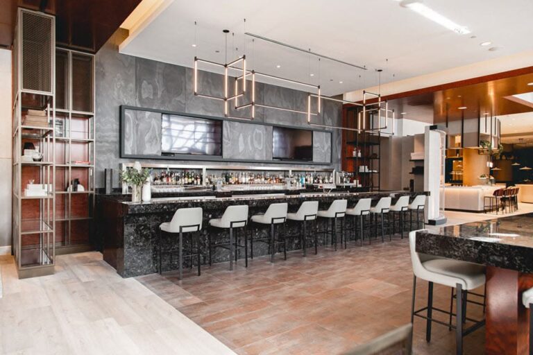 edge restaurant and bar denver co interior 7 768x512