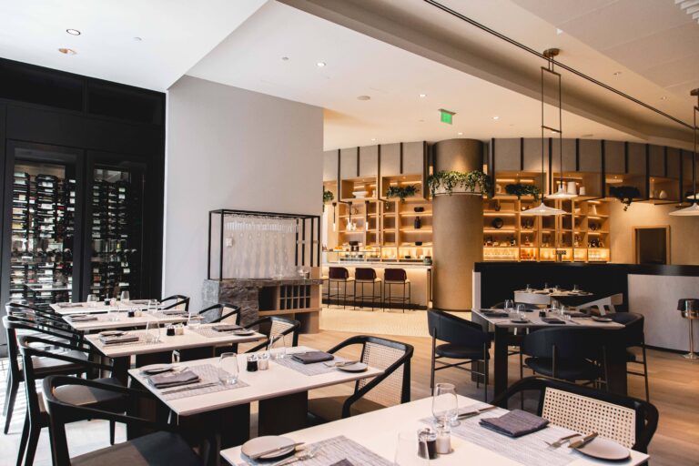 edge restaurant and bar denver co interior 8 768x512