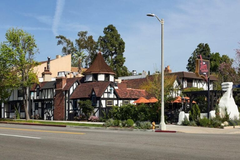 the tam oshanter los angeles ca exterior 1 768x512