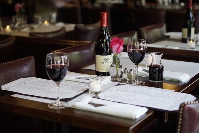 zacks oak bar and restaurant hoboken nj interior 4 768x512