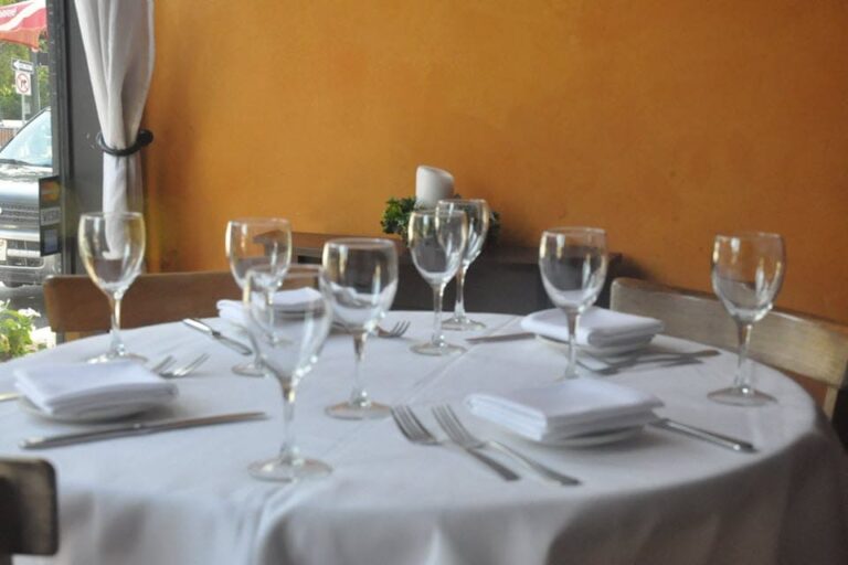 cafe monet millburn nj interior 4 768x512