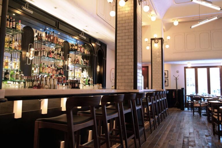 via locusta philadelphia pa interior 5 768x512