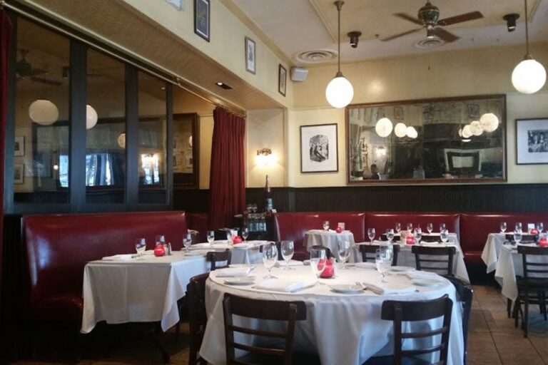 pistache french bistro west palm beach fl interior 7 768x512