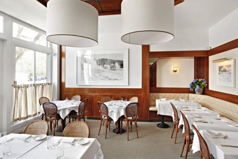 sant ambroeus southampton ny interior 2 768x512