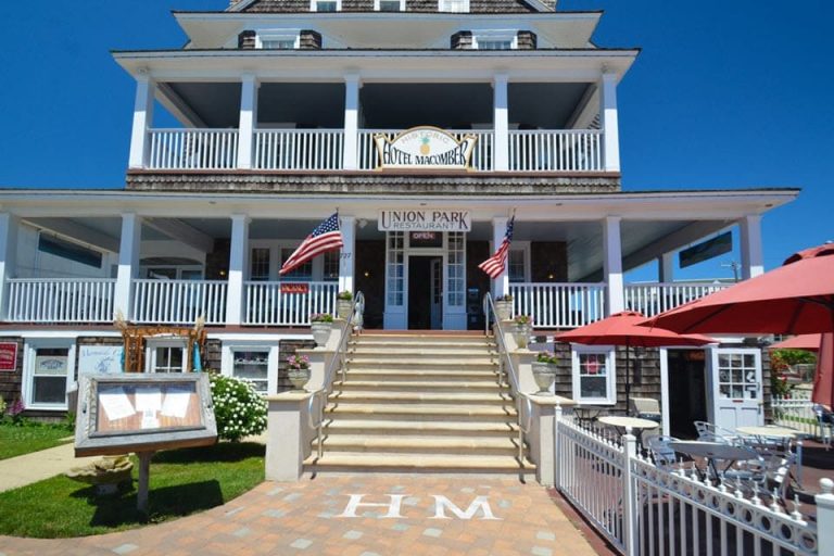 union park dining cape may nj exterior 1 768x512
