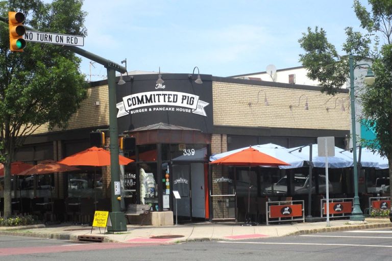 the committed pig summit nj exterior 1 768x512