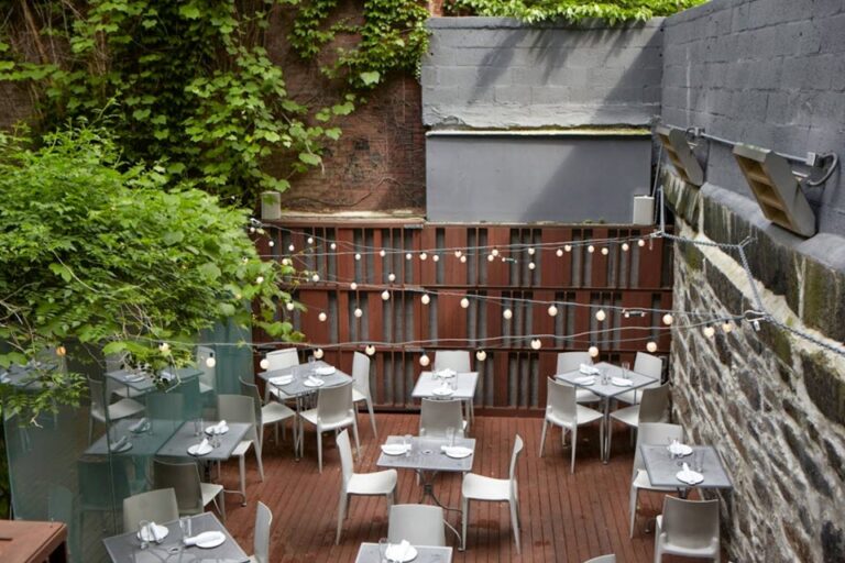 b and g oysters boston ma outside 1 768x512