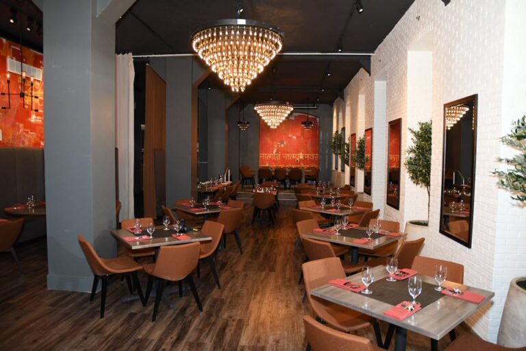 veda modern indian bistro philadelphia pa interior 1 768x512