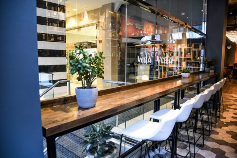 veda modern indian bistro philadelphia pa interior 5 768x512
