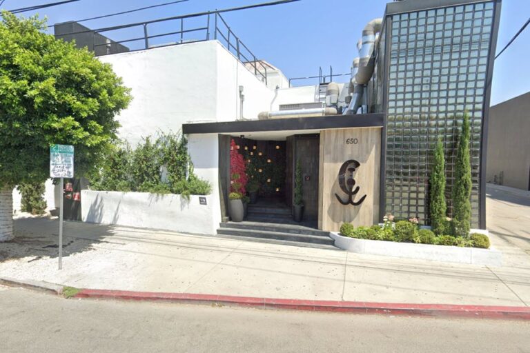 catch steak los angeles ca exterior 1 768x512