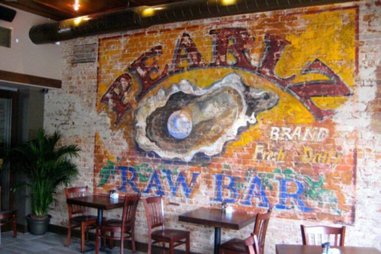 pearlz oyster bar columbia sc interior 5 768x512
