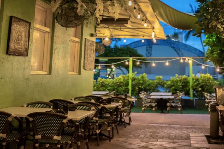 avocado grill west palm beach fl outside 2 768x512