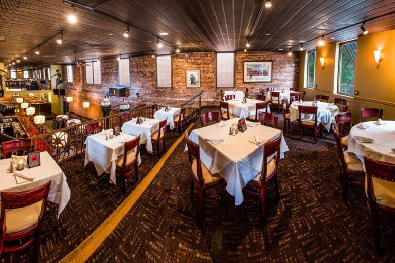 deltas restaurant new brunswick nj interior 3 768x512