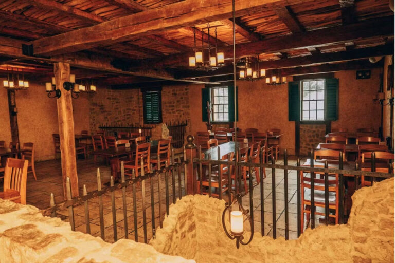 undici rumson nj interior 2 768x512