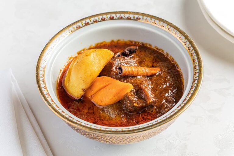 aruns thai restaurant chicago il food 16 768x512