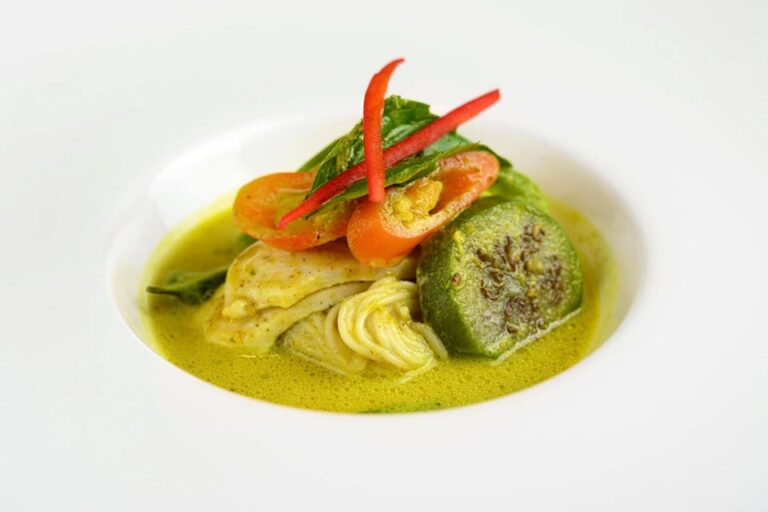 aruns thai restaurant chicago il food 5 768x512