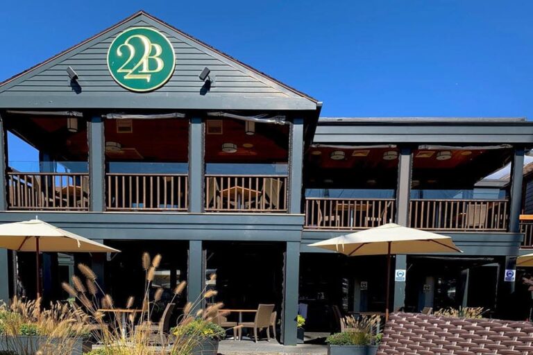 22 bowens wine bar and grille newport ri exterior 1 768x512