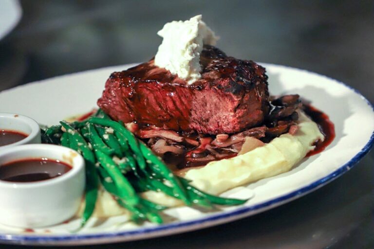 22 bowens wine bar and grille newport ri food 11 768x512