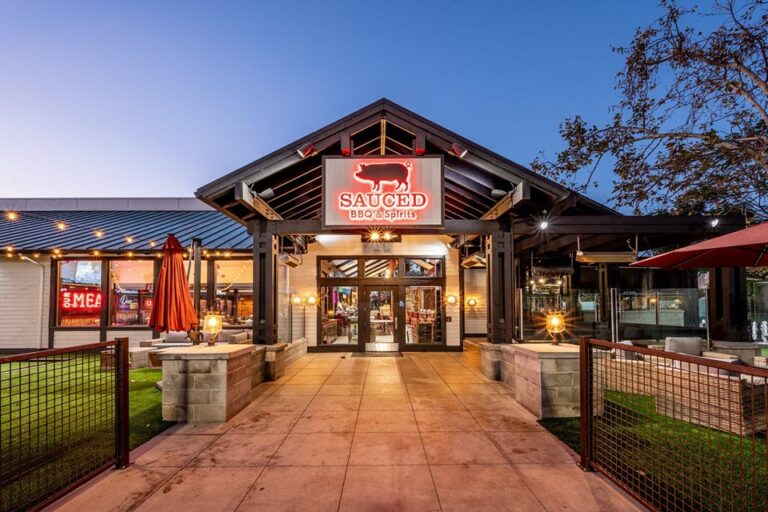 sauced bbq and spirits el segundo ca exterior 1 768x512