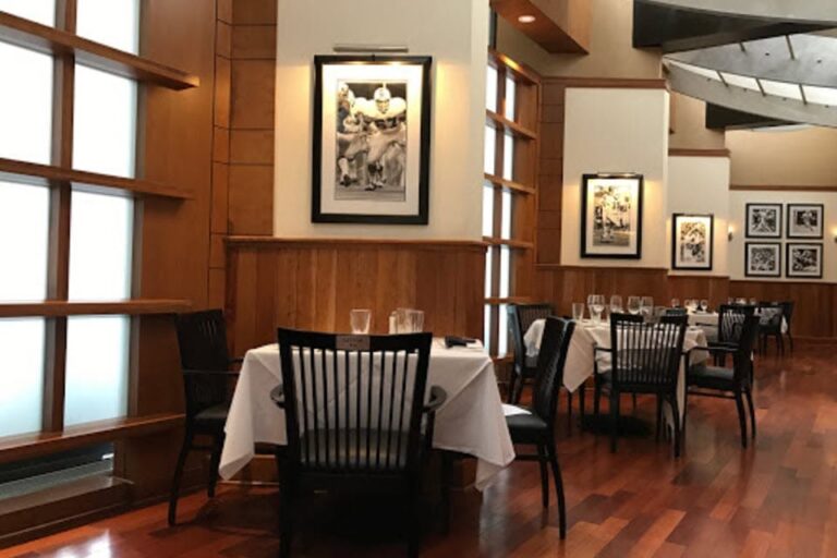 shulas steak house houston tx interior 4 768x512