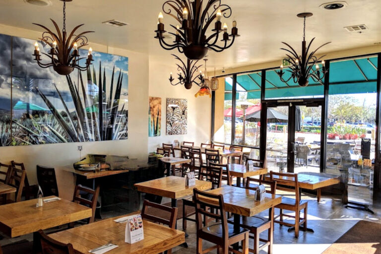 los agaves mexican restaurant goleta ca interior 1 768x512