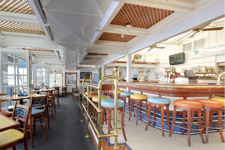 newport landing restaurant newport beach ca interior 6 768x512