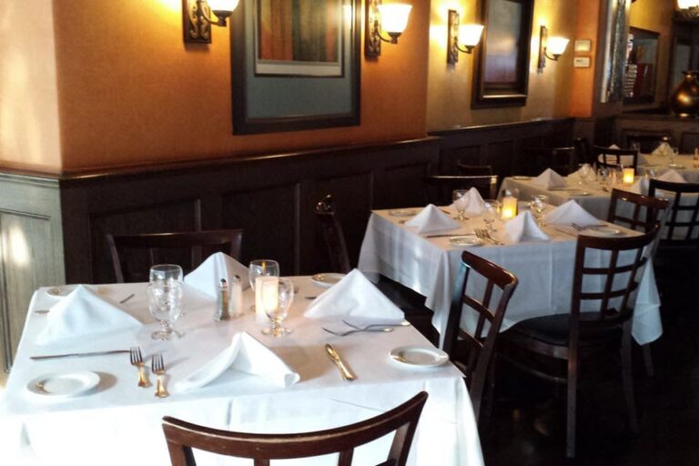 barosa restaurant rego park queens interior 5 768x512