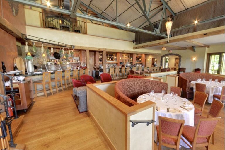 harvest on hudson hastings ny interior 2 768x512