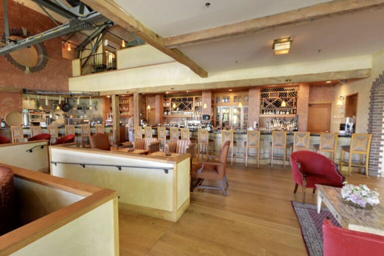 harvest on hudson hastings ny interior 7 768x512